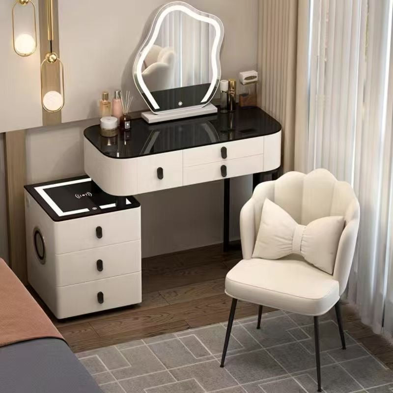 High Quality Dresser set