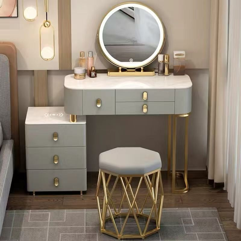 High Quality Dresser set
