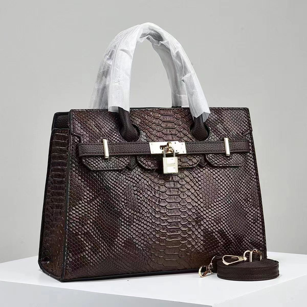 30pcs Wholesale Women's Large Capacity Handbag Fashionable Versatile Shoulder Bag Stone Pattern PVC Polyester Lining