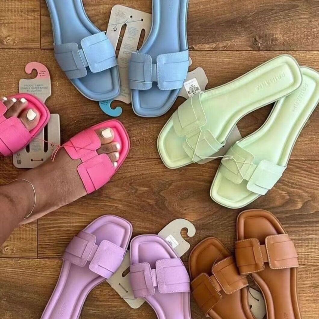 New Women's Lightweight PU Insole Platform Sandals Anti-Slip Printed Flats Shoes for Beach Outdoor Spring Use